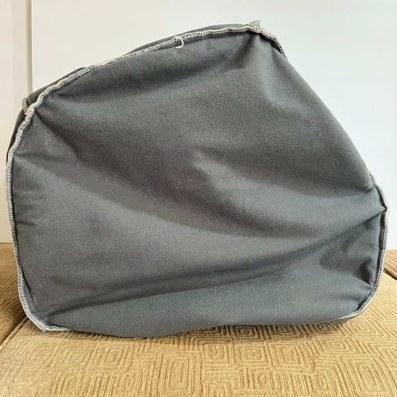 Cat or Dog Shark Bed - Grey - Picture 11 of 16